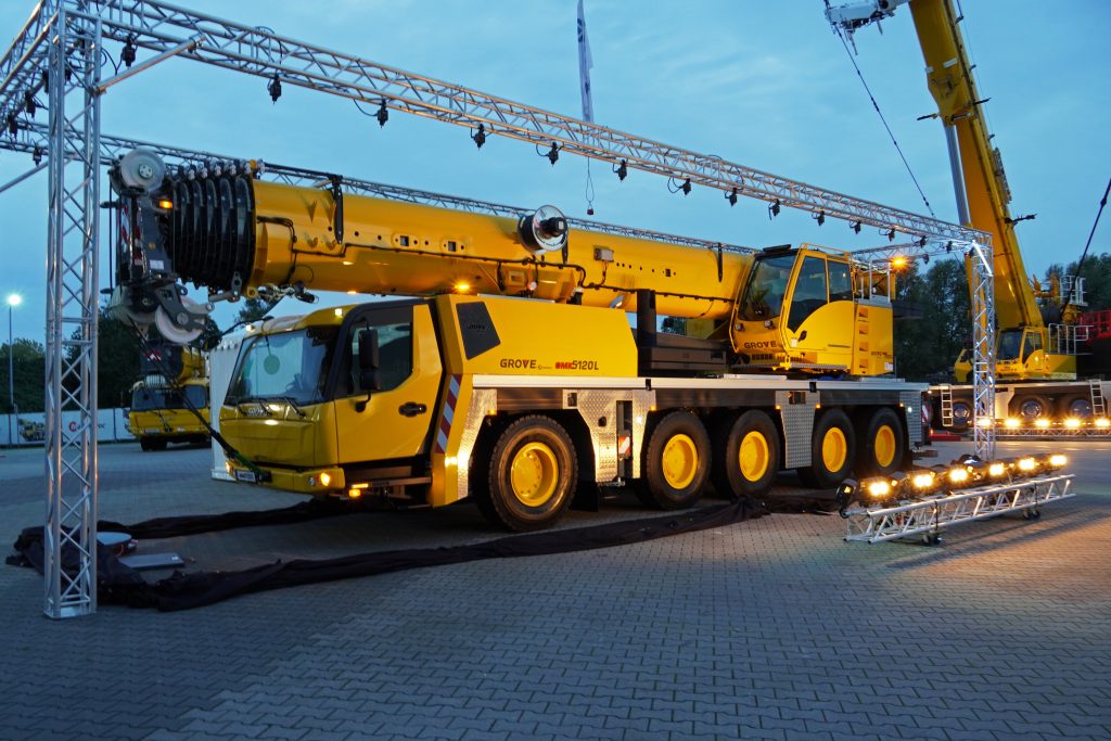 Manitowoc looks to get more eyes on new cranes at bauma 2022