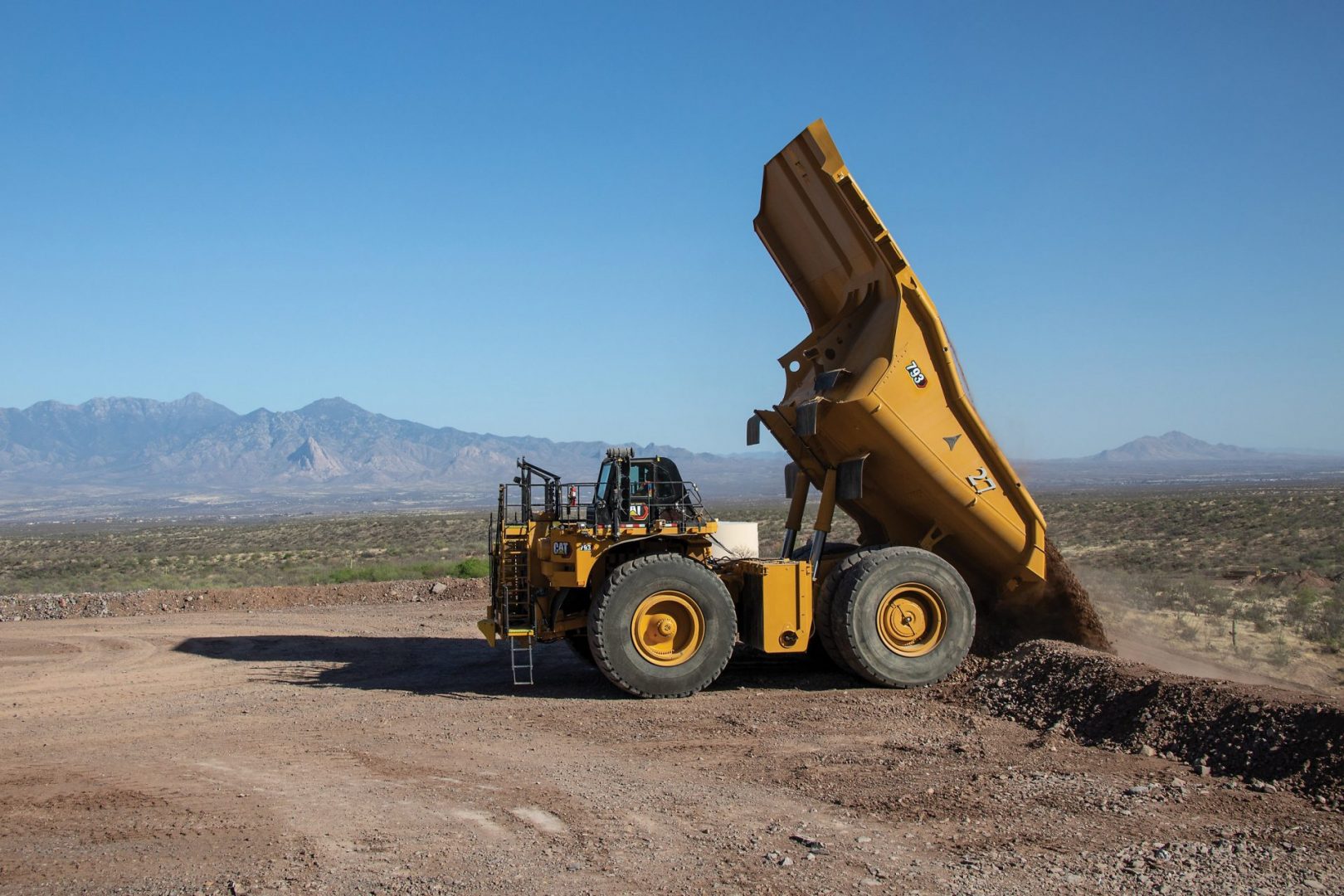 Cat 793 truck boasts highest payload in its size class