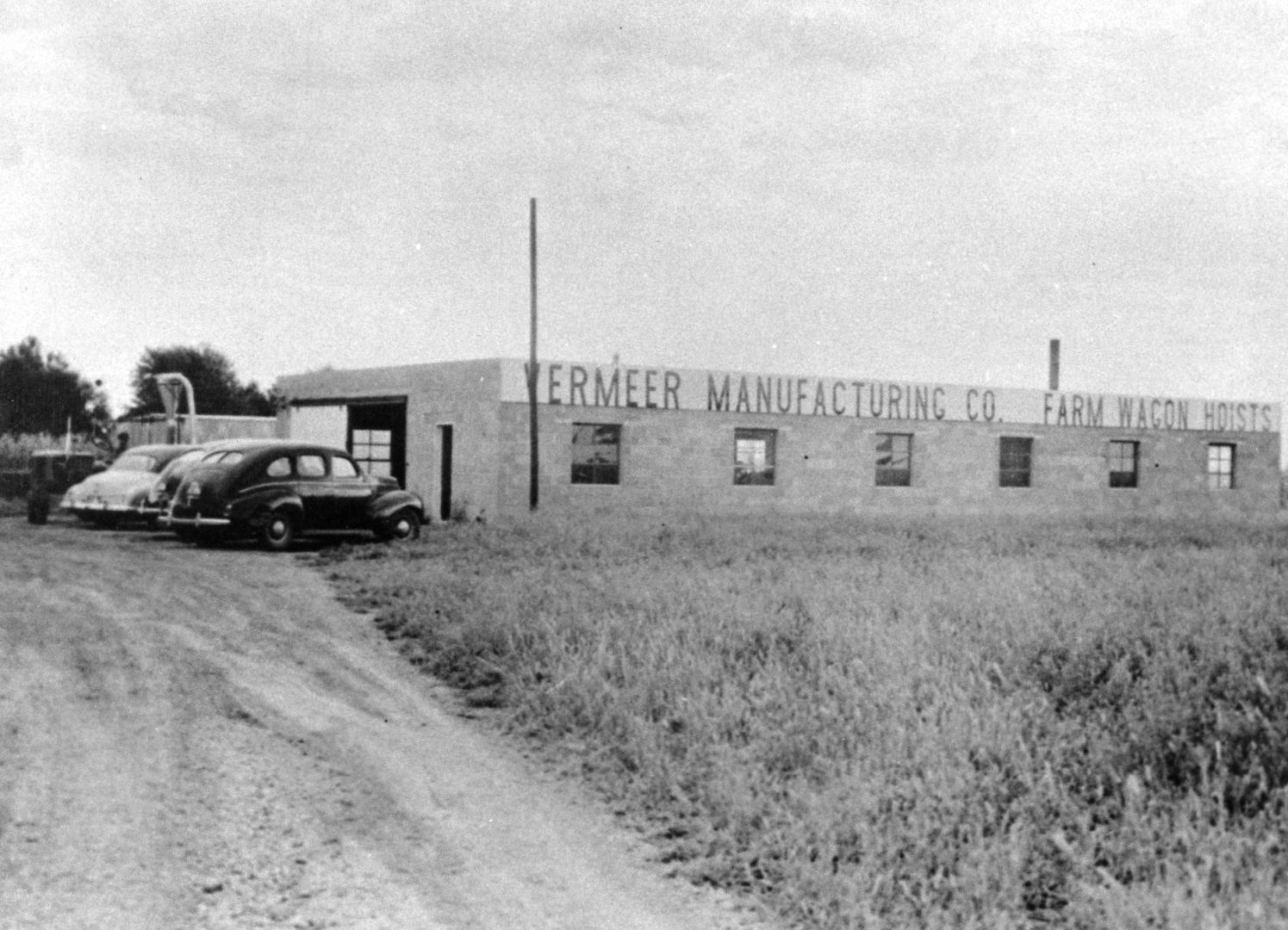 A historic photo of the Vermeer HQ