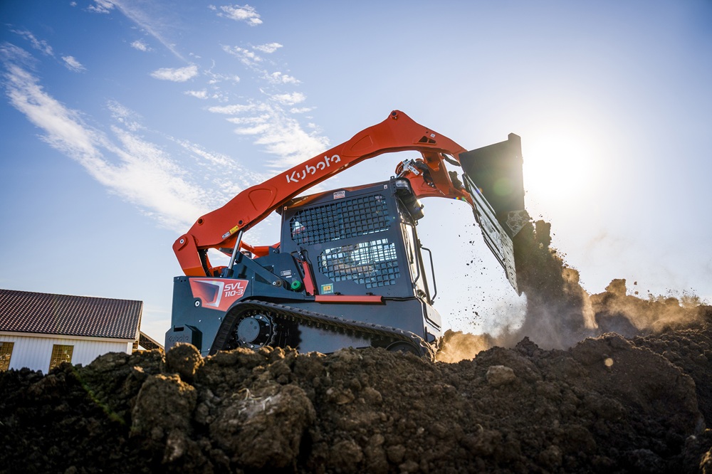 Kubota’s SVL110-3 delivers game-changing auxiliary performance