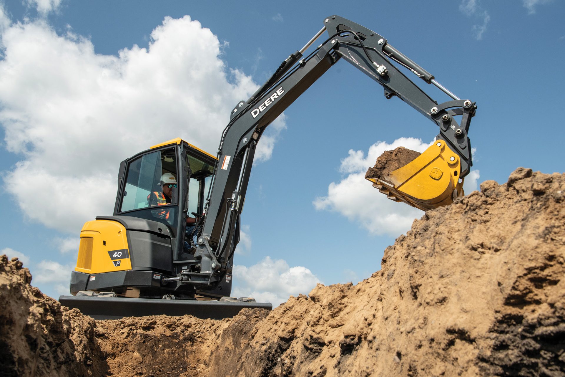 John Deere’s new 40 P-Tier delivers big capability in a compact package