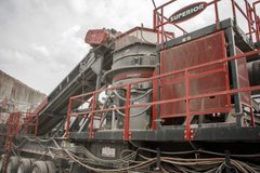 Superior packs more power into Patriot cone crushers